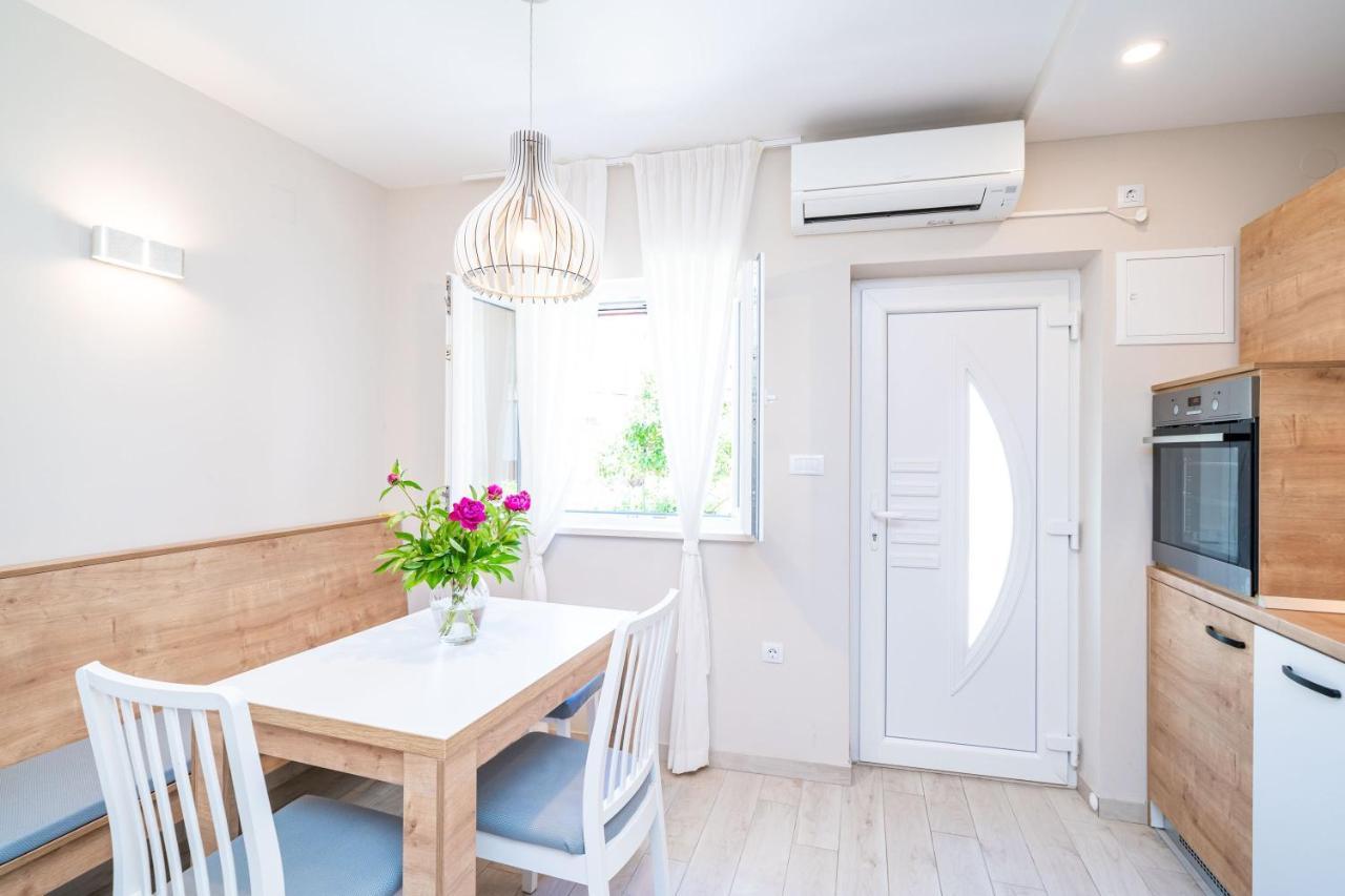 Studio Apartment Lapad ドゥブロブニク エクステリア 写真